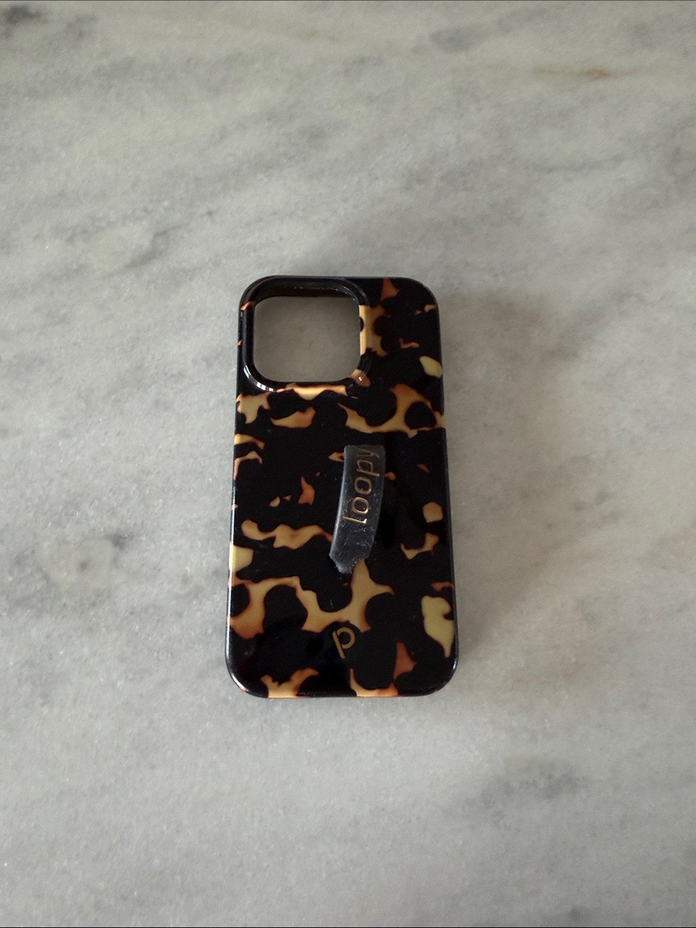 iPhone 15 Pro Loopy Case in Tortoiseshell
